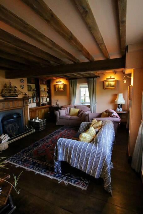 Characterful Yorkshire Cottage, Beautiful Views エクステリア 写真